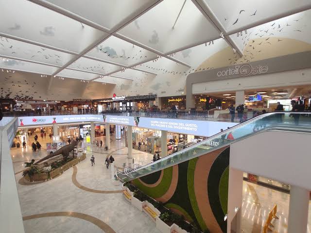 Centro Commerciale I Gigli